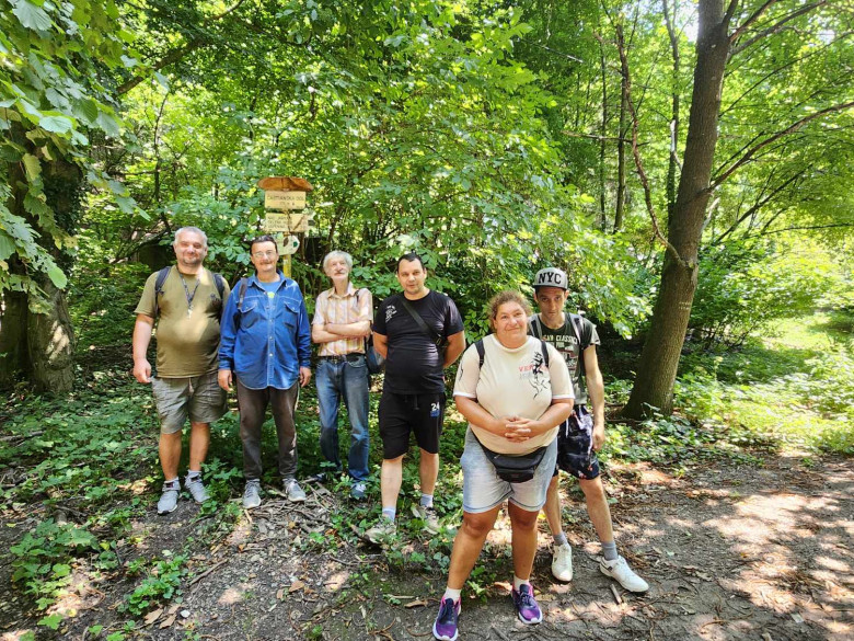 Turistika z Doľan do Častej